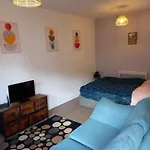 Jim\'S Place
